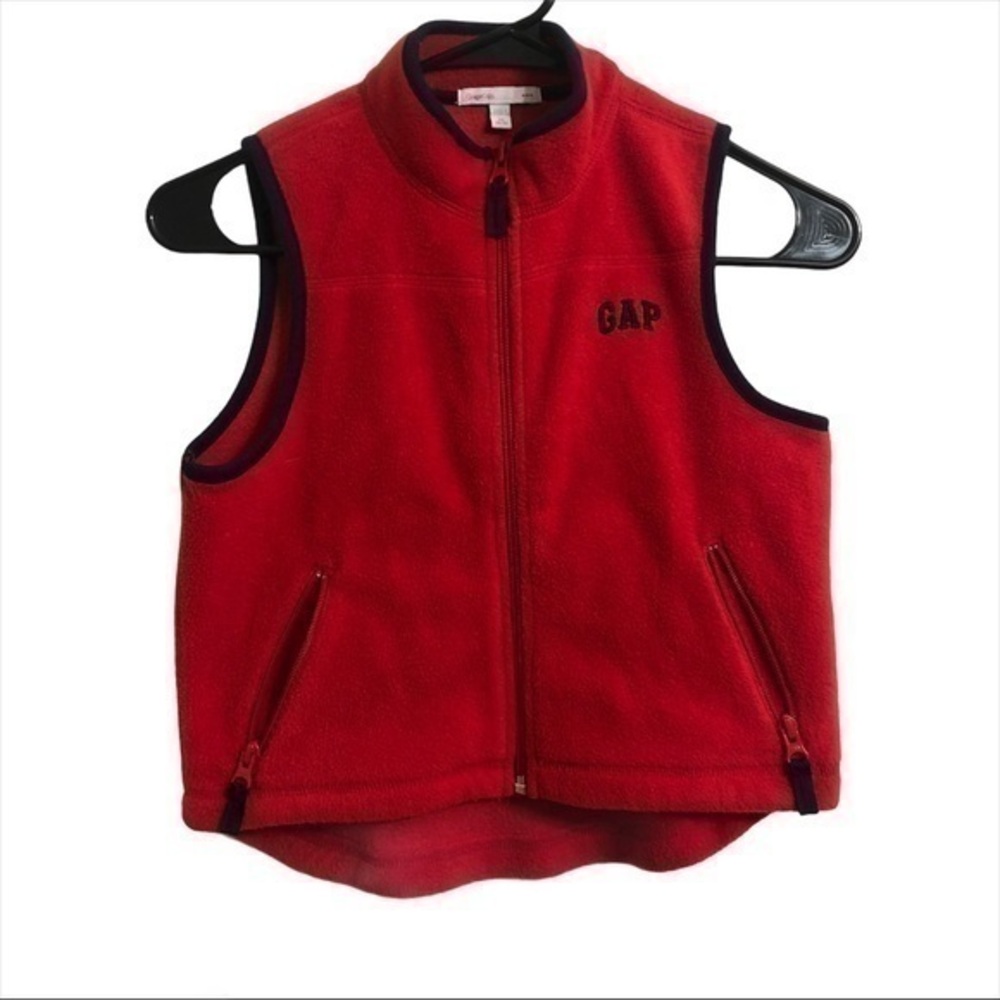 Gap Boys Red Fleece Sweater Vest Size XS (4-5)